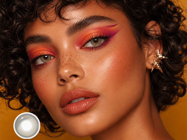 Vibrant Like Ink, Soft Like Mist — Dreamy Green Lenses That Bring Your Favorite Manga Character to Life